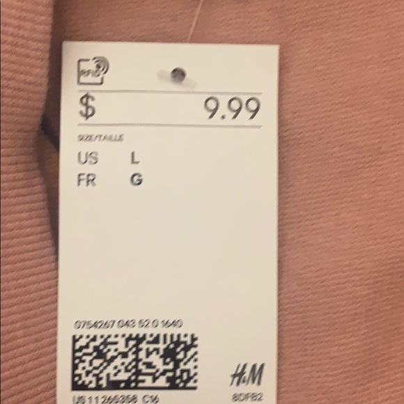 H&M Divided Shirt - Picture 5 of 5